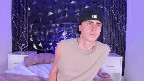 Snapshot of spaceboy_1 chatting on January 5, 2026, 9:29 pm spaceboy_1 online show from January 5, 2026, 9:29 pm