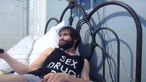 TrndSettrz online show from February 2, 2025, 10:17 pm