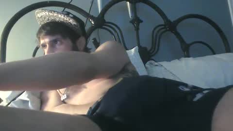 TrndSettrz online show from March 1, 2025, 7:19 am