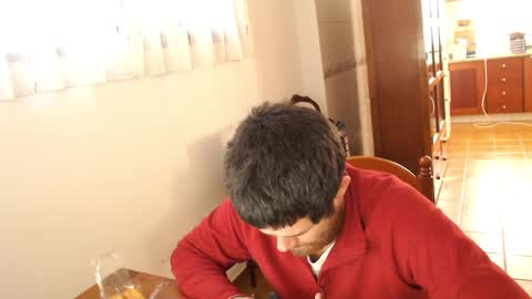 Snapshot of spanishboytenerife chatting on December 29, 2024, 11:07 am spanish online show from December 29, 2024, 11:07 am