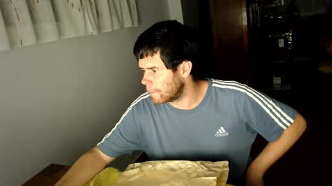 Snapshot of spanishboytenerife chatting on February 15, 2025, 8:01 pm spanish online show from February 15, 2025, 8:01 pm