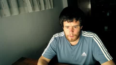 Snapshot of spanishboytenerife chatting on February 28, 2025, 8:18 pm spanish online show from February 28, 2025, 8:18 pm