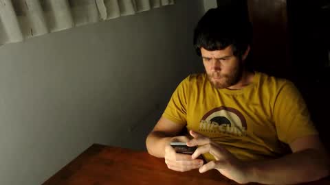 Snapshot of spanishboytenerife chatting on March 3, 2025, 9:26 pm spanish online show from March 3, 2025, 9:26 pm