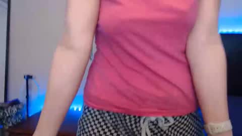 Tip 1 token  Follow me on instagram  Sparkle pinuppp online show from May 31, 2026, 5:26 am