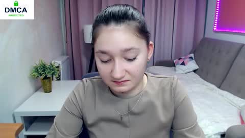 Ilona online show from February 11, 2026, 7:02 am