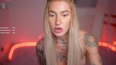 Snapshot of sparks__daisy chatting on December 1, 2024, 7:36 pm DAISY online show from December 1, 2024, 7:36 pm