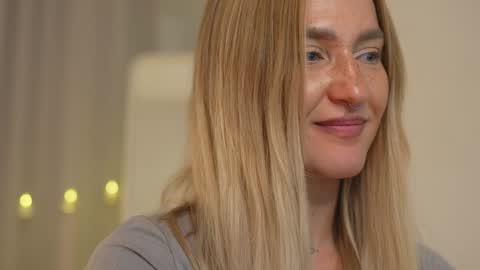 Snapshot of sparks__daisy chatting on December 29, 2024, 5:54 pm DAISY online show from December 29, 2024, 5:54 pm