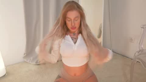 Snapshot of sparks__daisy chatting on February 16, 2025, 6:32 pm DAISY online show from February 16, 2025, 6:32 pm