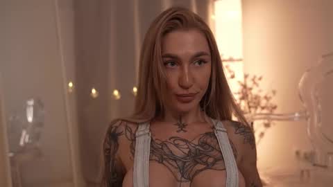 Snapshot of sparks__daisy chatting on February 18, 2025, 5:21 pm DAISY online show from February 18, 2025, 5:21 pm