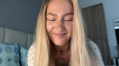 Snapshot of sparks__daisy chatting on September 11, 2025, 7:08 am DAISY online show from September 11, 2025, 7:08 am