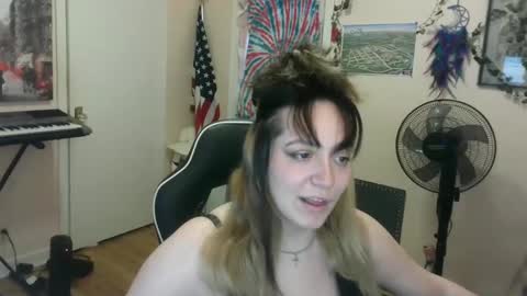 Snapshot of spawnofademon chatting on December 4, 2024, 2:48 pm spawnofademon online show from December 4, 2024, 2:48 pm