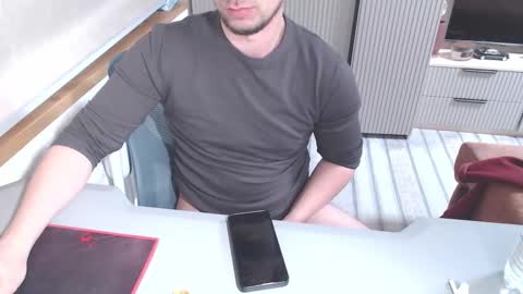 Art online show from November 16, 2025, 10:37 pm