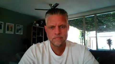DutchDude online show from July 3, 2026, 7:04 am