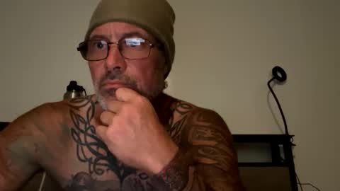 specter1972 online show from November 23, 2025, 5:57 pm