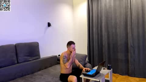 Alex online show from November 12, 2025, 9:03 pm