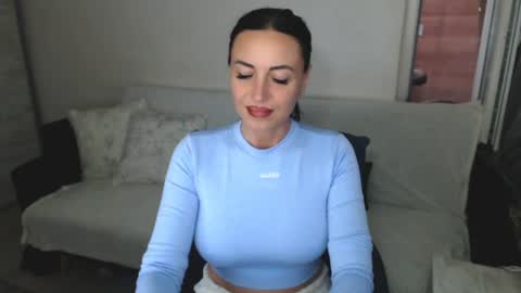 Snapshot of spicemint chatting on May 22, 2026, 3:17 pm Carla online show from May 22, 2026, 3:17 pm