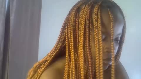 Spicy online show from April 8, 2026, 7:52 am