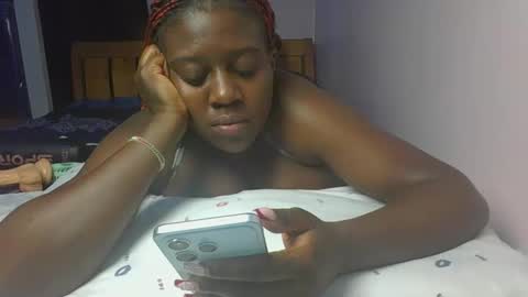 Snapshot of spicy_cherrie chatting on April 15, 2026, 5:36 am cherrie online show from April 15, 2026, 5:36 am