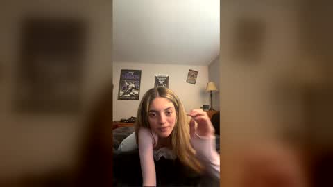 Snapshot of spicydiamond23 chatting on May 28, 2026, 9:23 pm spicydiamond23 online show from May 28, 2026, 9:23 pm