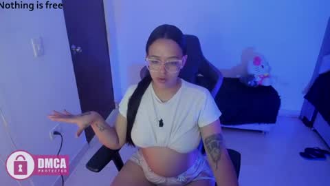 Snapshot of spicydollx_1 chatting on June 15, 2026, 4:31 pm Geraldin online show from June 15, 2026, 4:31 pm