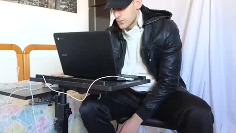 Marco. When Im offline you can view premium content in bio online show from February 6, 2025, 9:11 am