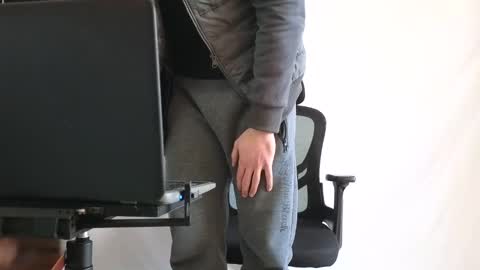 Marco. When Im offline you can view premium content in bio online show from March 23, 2026, 9:24 am