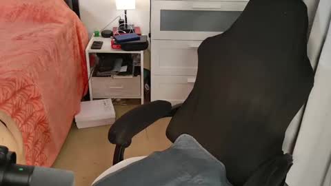 SpikedBella Same on all socials and OF online show from January 17, 2025, 9:28 pm