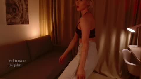 Elizabeth online show from February 26, 2025, 5:50 pm