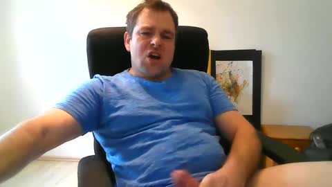 Snapshot of spirit_2706 chatting on December 19, 2024, 10:45 am spirit_2706 online show from December 19, 2024, 10:45 am