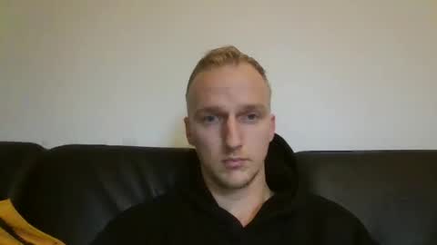 Snapshot of spittingboy chatting on October 23, 2025, 8:02 am spittingboy online show from October 23, 2025, 8:02 am