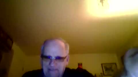 spongebobpineapple70 online show from May 21, 2026, 2:40 am