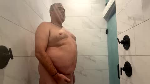 sprtsnut33 online show from November 7, 2025, 3:45 pm