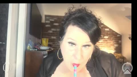 Snapshot of spunderella777 chatting on October 4, 2025, 10:24 am Spunderella online show from October 4, 2025, 10:24 am