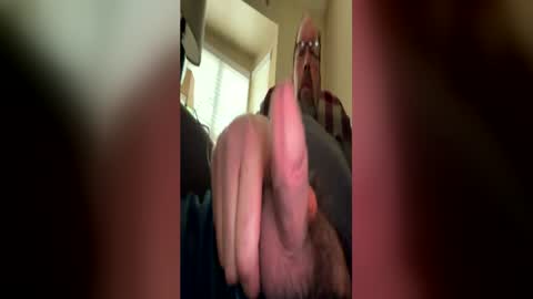 squirreldiamond online show from June 4, 2026, 11:49 am