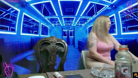 Roxy Day  Mossimo Knight online show from February 15, 2026, 4:09 am