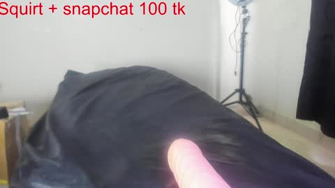Snapshot of squirtle_girl chatting on December 11, 2024, 8:18 pm Lizzy online show from December 11, 2024, 8:18 pm