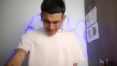 sorry mom online show from November 27, 2025, 7:27 pm