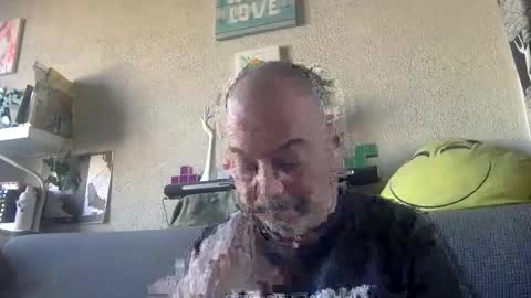 srekos38 online show from December 17, 2024, 12:00 pm