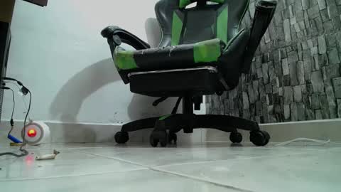 sr master cum its my old account online show from January 14, 2025, 3:11 am