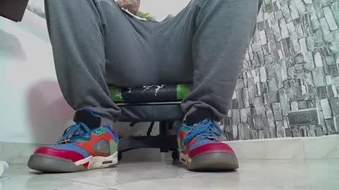 sr master cum its my old account online show from January 28, 2025, 2:21 pm