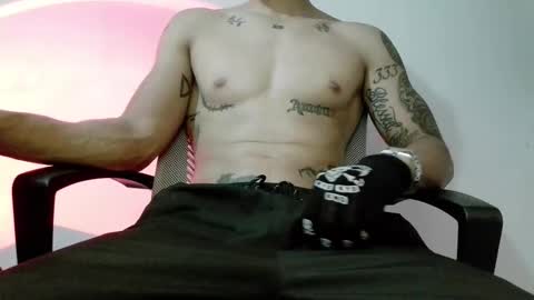 srghost333 online show from April 1, 2026, 3:51 am