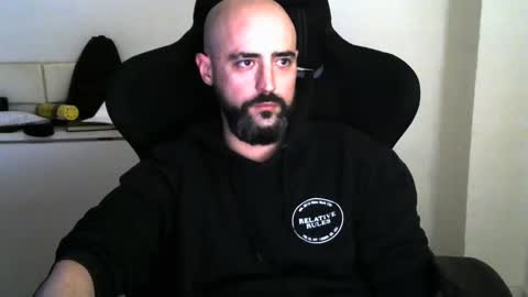 Snapshot of srtramposo chatting on January 2, 2025, 4:46 pm srtramposo online show from January 2, 2025, 4:46 pm