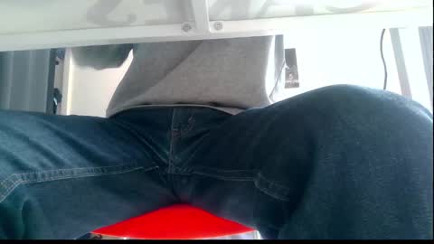 Snapshot of ssenzo chatting on December 21, 2024, 2:58 pm ssenzo online show from December 21, 2024, 2:58 pm