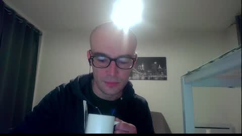 Snapshot of ssenzo chatting on January 8, 2025, 7:45 am ssenzo online show from January 8, 2025, 7:45 am