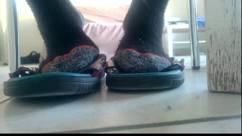 Snapshot of ssenzo chatting on February 28, 2025, 8:09 am ssenzo online show from February 28, 2025, 8:09 am