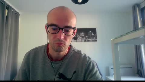 Snapshot of ssenzo chatting on September 28, 2025, 7:14 am ssenzo online show from September 28, 2025, 7:14 am