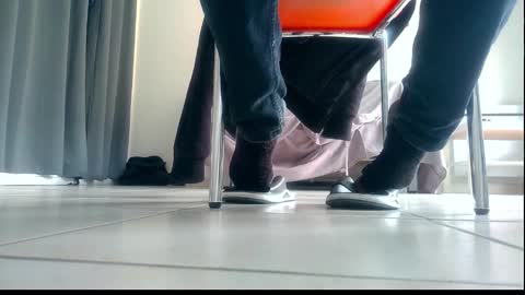 Snapshot of ssenzo chatting on December 15, 2025, 9:35 am ssenzo online show from December 15, 2025, 9:35 am