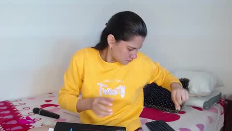 stacey_taylor7 online show from December 2, 2024, 12:18 pm