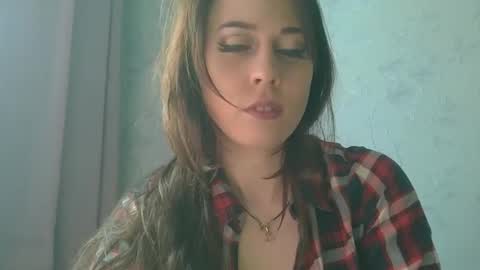 Snapshot of staceywellsx chatting on May 13, 2026, 8:23 am staceywellsx online show from May 13, 2026, 8:23 am
