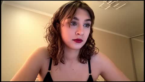 Elli online show from February 10, 2026, 11:25 am